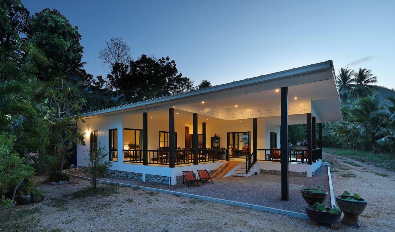 155 Salacoco Ban Krut  Exteriér fotografie